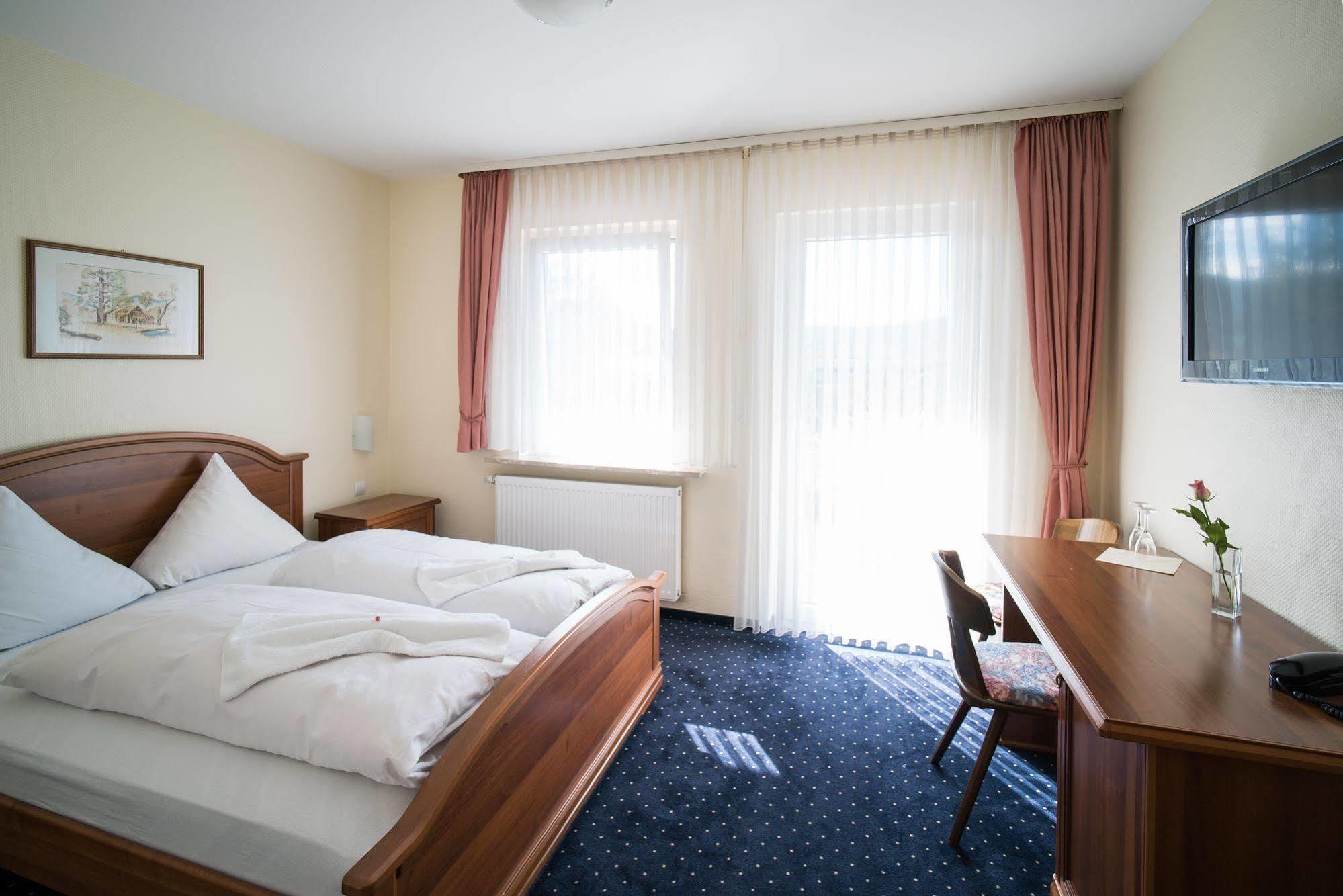 Hotel-Burghagen Langelsheim Buitenkant foto